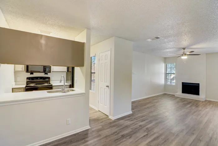 Lakeland Apartments photo