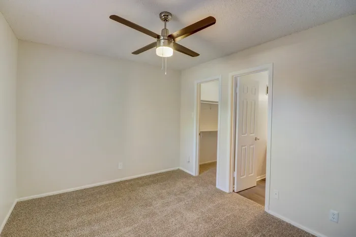Lakeland Apartments photo 8