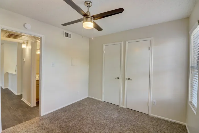 Lakeland Apartments photo